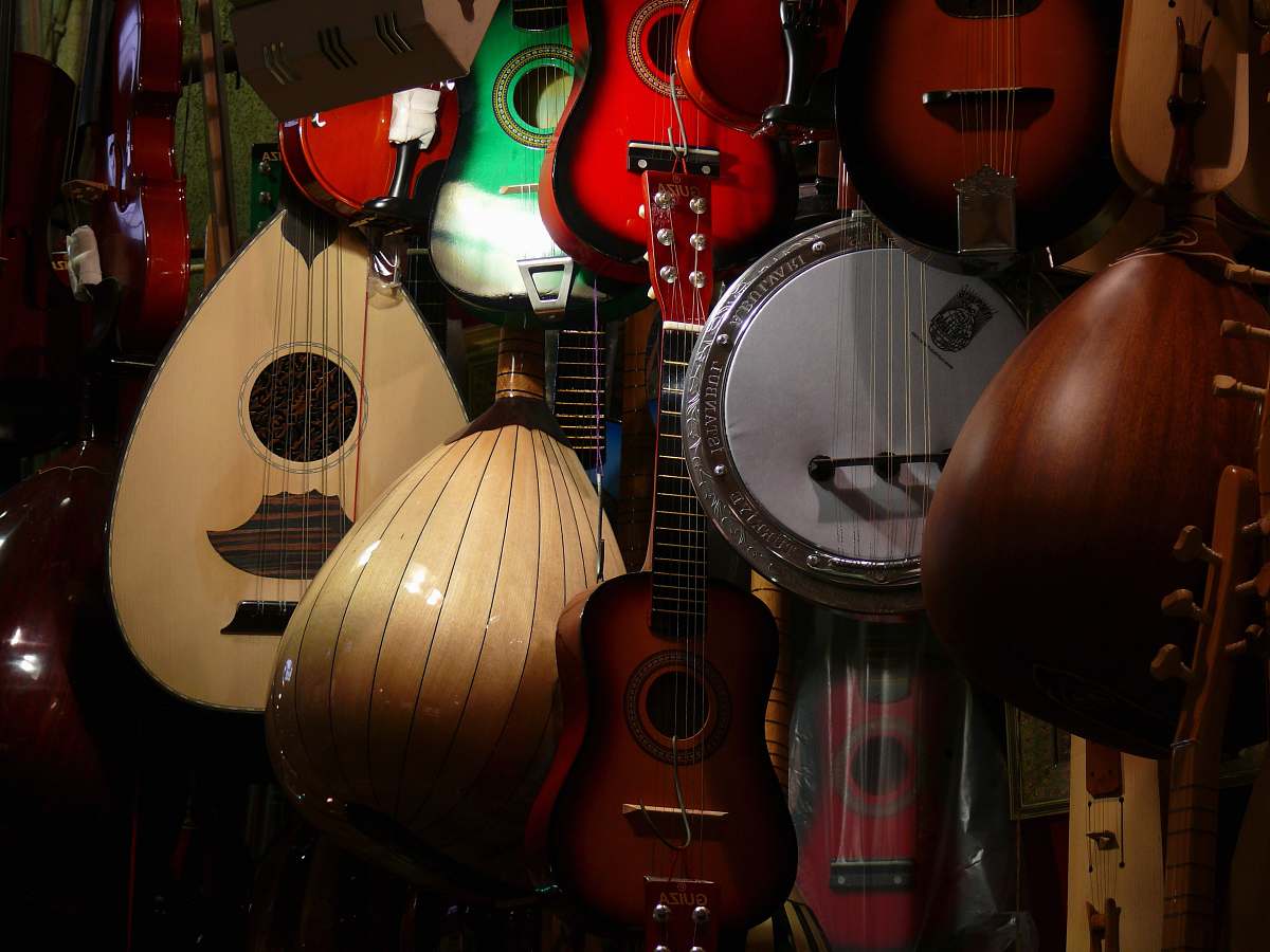 guitar assorted guitar type musical instruments leisure activities